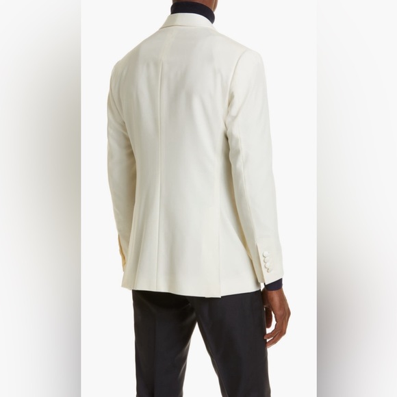 Thom Sweeney - Double breasted Shawl Collar Dinner Jacket. - Picture 4 of 9